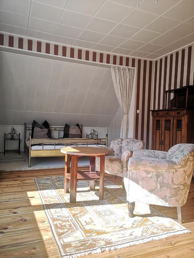 Am Lindenplatz Bed and Breakfast Crinitz Εξωτερικό φωτογραφία